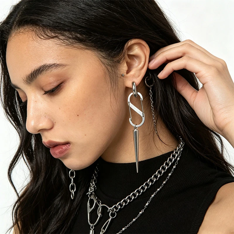 Edgy Street Subculture Jewelry Accessories, Copper Alloy Material Earring for Women Men, Asymmetrical Carabiner Spike Chain Dang