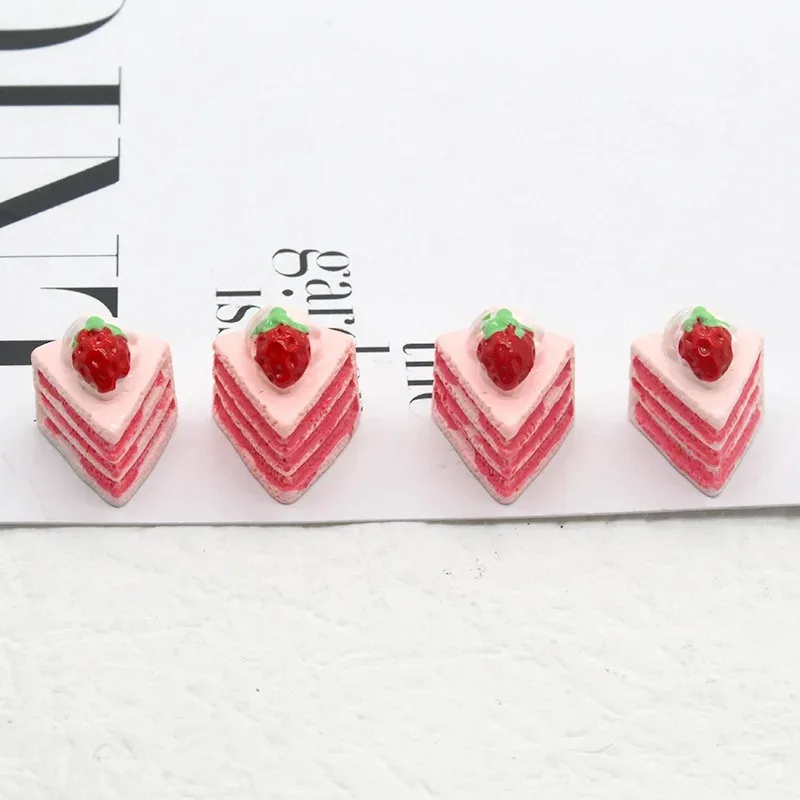 10 Stück/Packung 3D-Harz-Schichtkuchen-Anhänger, niedliche Erdbeer-Kuchen-Imitationsanhänger für Ohrringe, Armbänder, DIY-Schmuckgeschenk – Detail 5