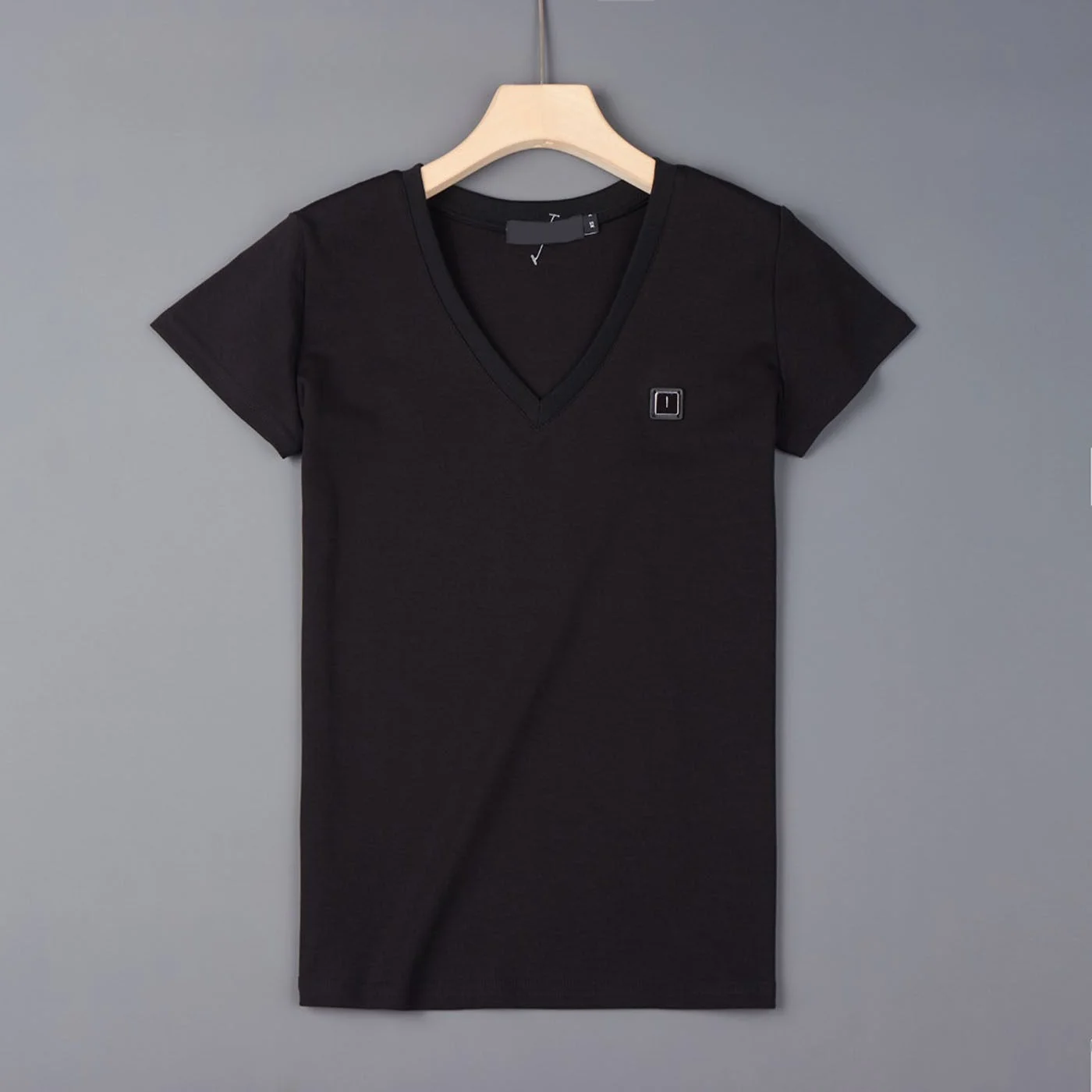 2026 Spring Cotton Heart Collar Casual Short Sleeve T-Shirt Breathable Ladies Fashion Regular Sleeve Other Material T-Shirt