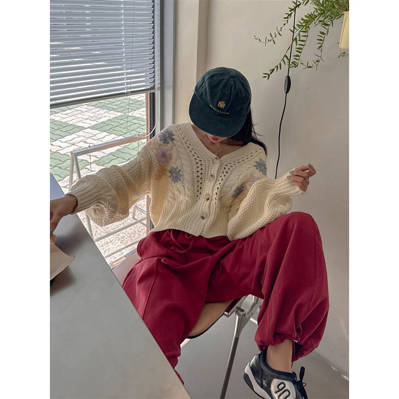 MEXZT Y2K سترة مشغولة من الصوف الأزهار المرأة Harajuku اقتصاص سترة ملابس خارجية الكورية الخامس الرقبة تريكو الشتاء طويلة الأكمام لاعبا