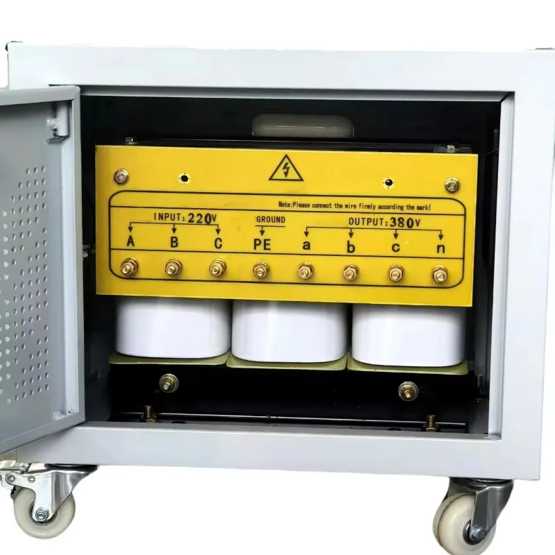 QSG-15kVA 三相トロイダル変圧器 乾式オートトランス 380Vから440V 高精度電圧変圧器付き