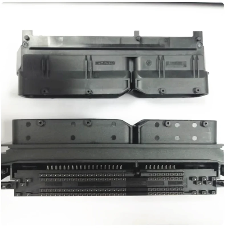 1746979-1 Car connector plastic housing 121P plug plate end