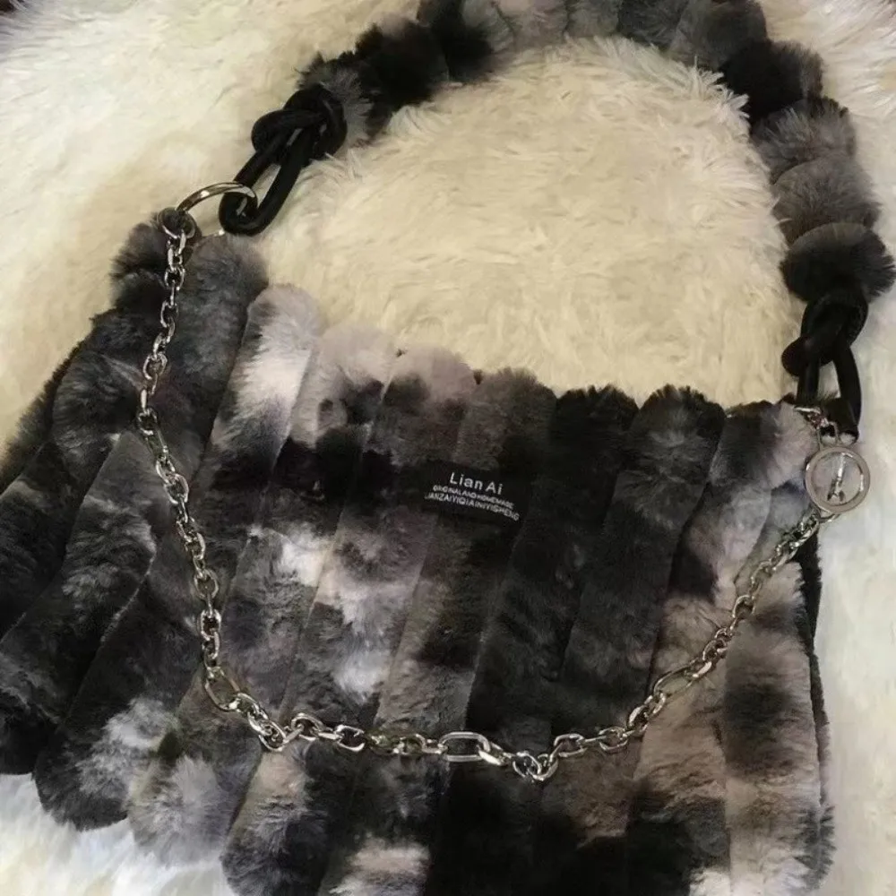 

Modern Euro-America Style Fluffy Handbag Chains Design Soft Shoulder Bag Zipper Closure Luxury Handbag Party
