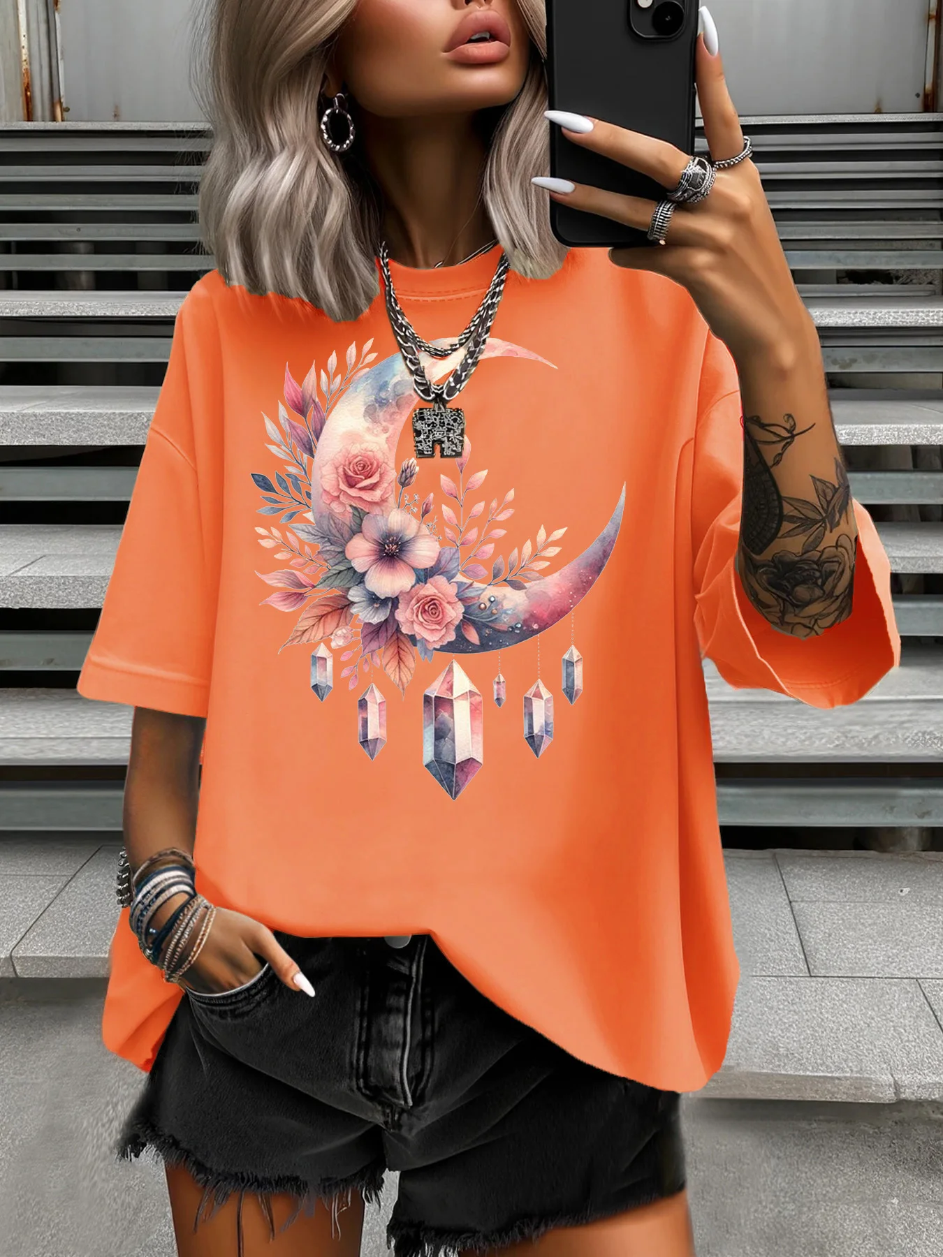 Letnia moda damska w dużych rozmiarach T-shirt Oryginalny wzór Kolorowy kwiat Księżyc Damski casualowy top z krótkim rękawem i okrągłym dekoltem