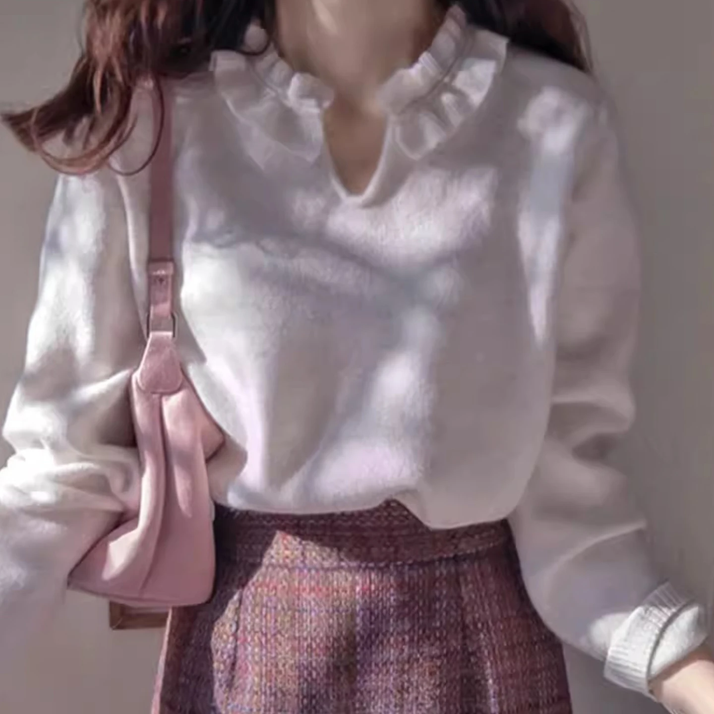 Macio e aconchegante emenda orelha de madeira cor pura camisola de malha feminina ajuste solto outono inverno versátil malha superior anti-envelhecimento