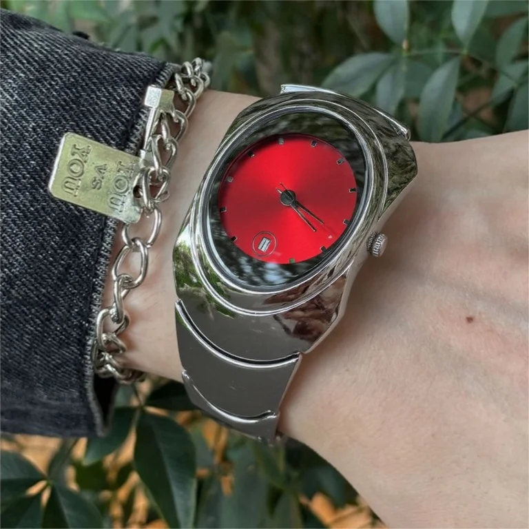 Black Red Quartz Watch Mens Personalize Y2k Dial Fashion Special Blade Creative Alien Shape Steel Unique Steel Men Watch Clock