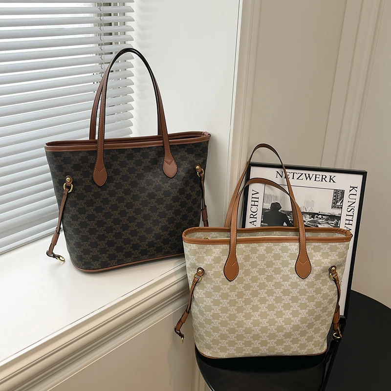 

Commuter Chic Diaper Bag Women's Luxury Leather Tote Vintage Crossbody Bag Minimalist Designer Large Capacity Elegant