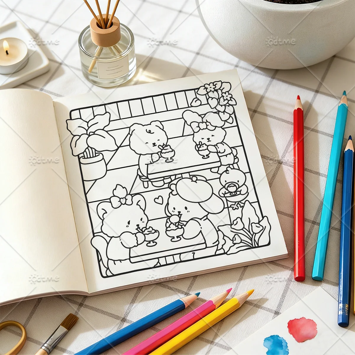Libro da colorare Comfy Bestie - Adult Coloring Book Stress Relief recensione e prezzo
