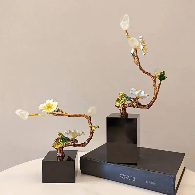 Metal Handicraft Golden Tree Plum Blossom Crystal Tree Artificial Sculpture Decorative Figurines Home Decoration Accessories
