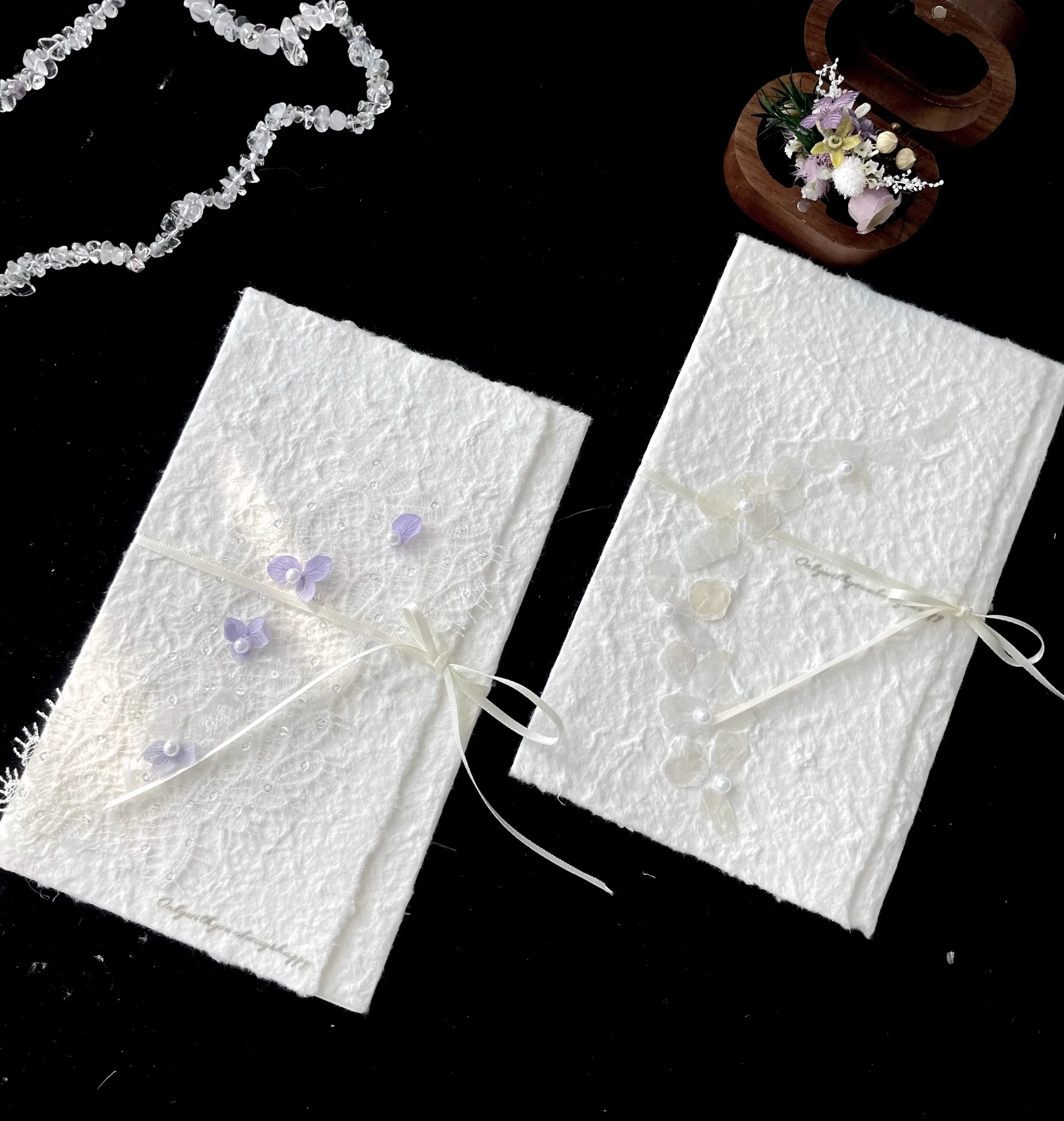 

2 шт., набор свадебных книг с кружевным цветочным дизайном для пары, белая клятва, открытка на свадьбу, свадебные сувениры, бестселлер