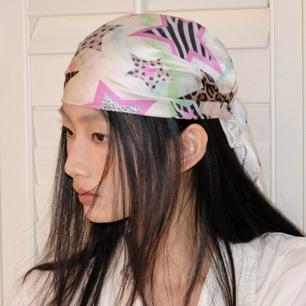 Vintage Square Scarf Y2K Style Sweet Edgy Hair Bandana Lightweight Leopard Star Print Headscarf Hair Styling Fashion Outfit