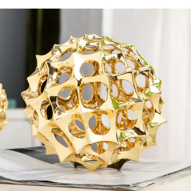 

Creativity Gold Ball Hollow Out Statue Desk Decoration Golden Crafts Modern Decor Ornaments Nordic Home Artwork Furnishings