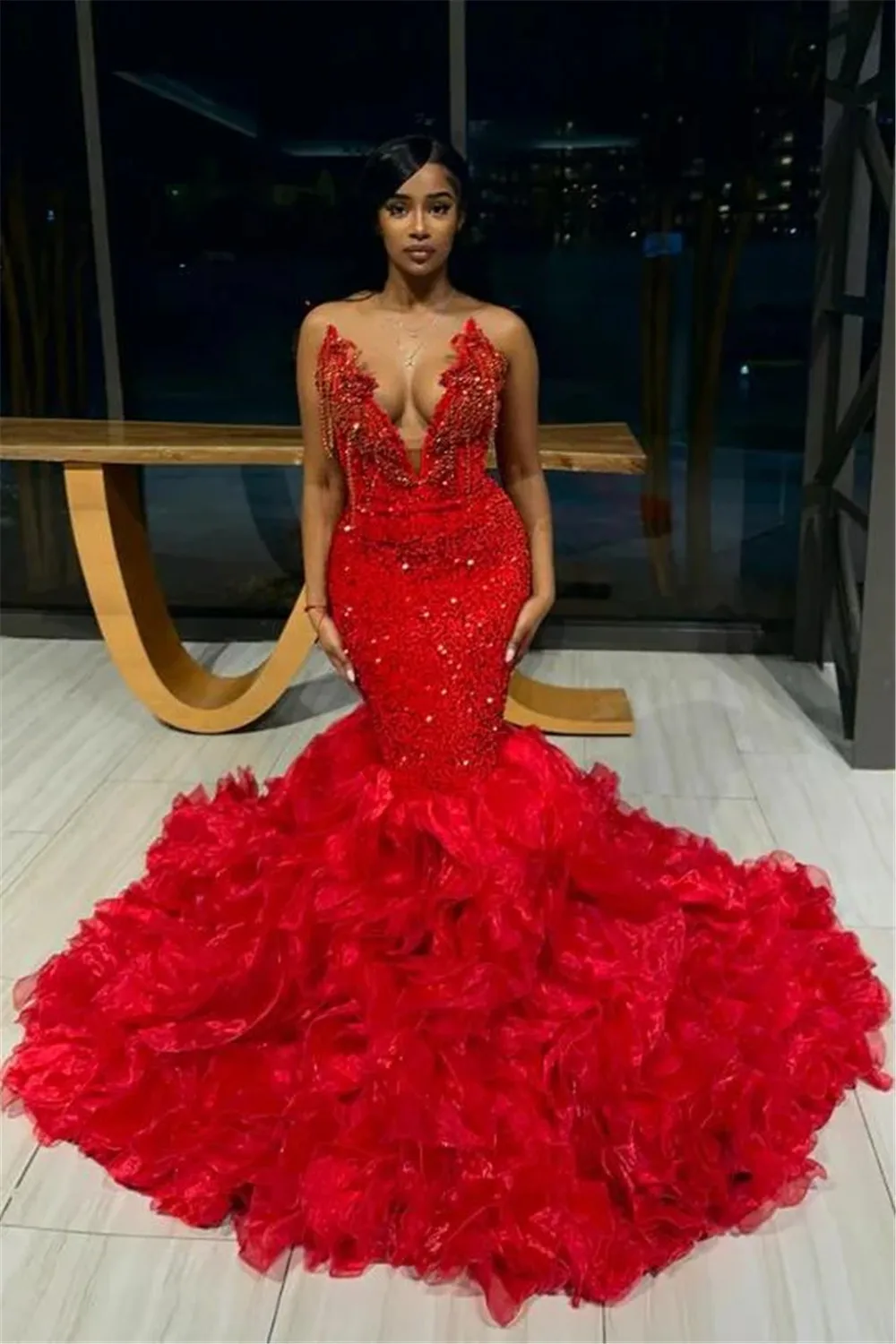 

Luxury Crystal Tassel Red V-Neck Strapless Mermaid Beadings Prom Dress with Ruffles Birthday African Sweetheart vestidos de gala