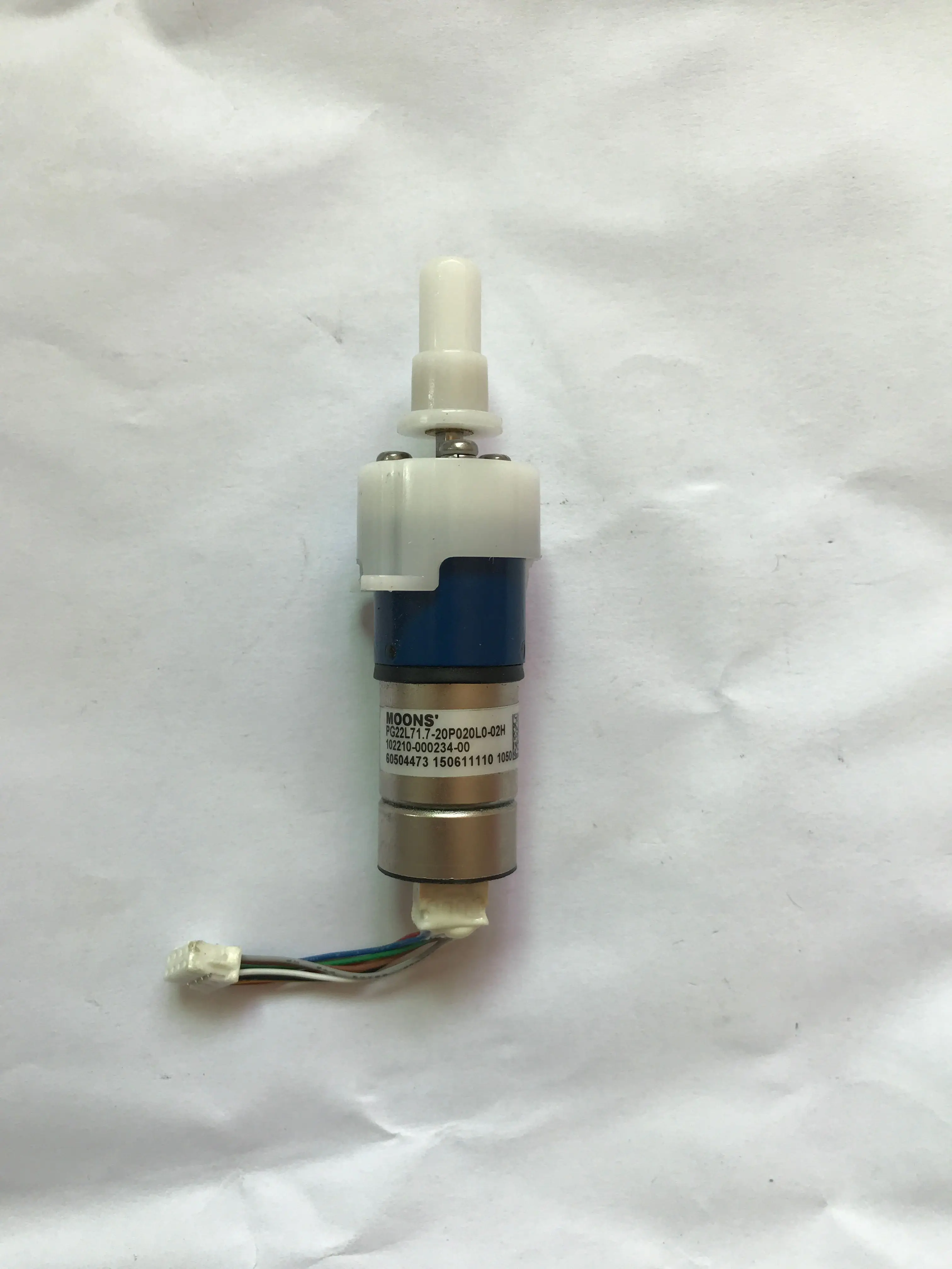 Two-phase four-wire 18 degrees 20MM stepping motor gear reducer metal gear high torque motor wire feeding