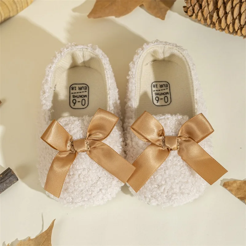 

Adorable Baby Girls Boots Stylish Faux Fur Lined Booties with Cute Bow Detail Warm Anti-slip Infant Winter Shoes