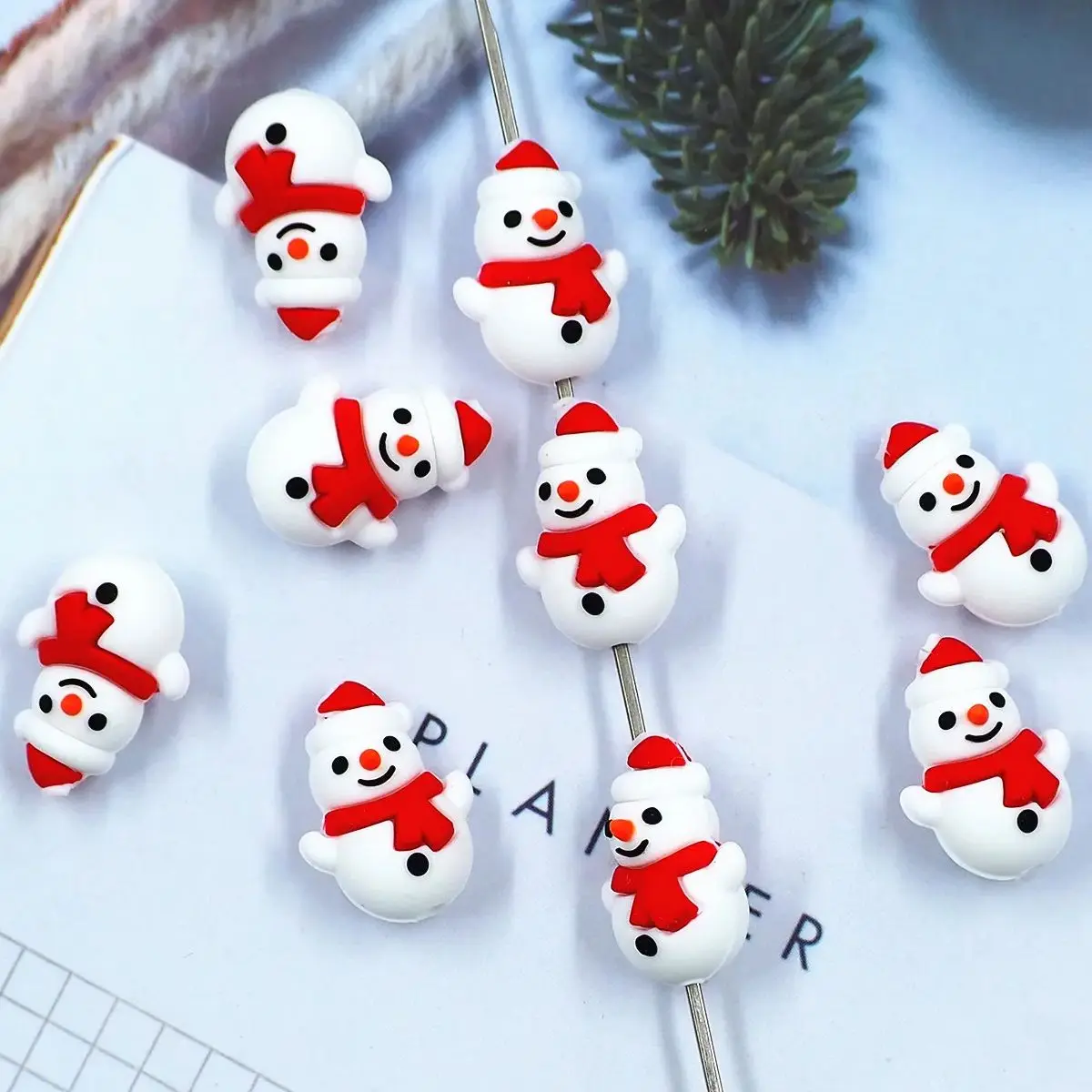 Chenkai 50PCS 3D Snowman Silicone Focal Beads For Beadable Pen Christmas Silicone Charms for Pen Keychain Making Characters