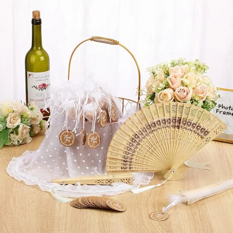 Vintage Sandelholz Faltbarer Handfächer mit Hohlblumen-Gravur Chinesischer Handfächer für Hochzeitsgeschenk Heimdekoration Foto-Requisiten – Detail 7
