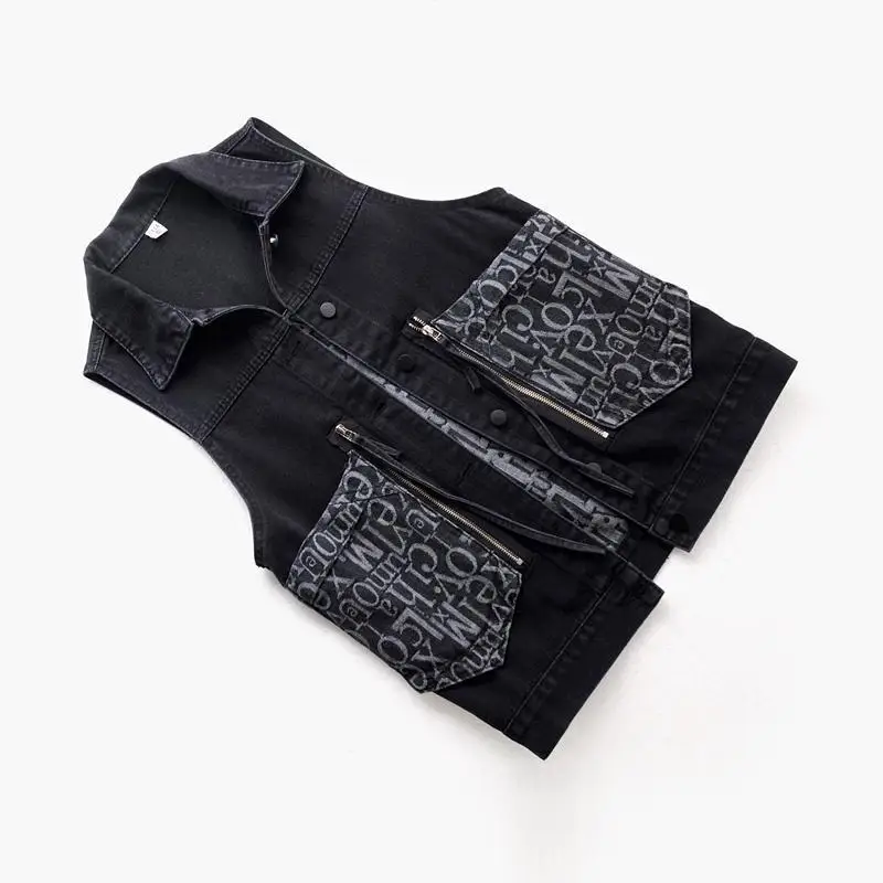 

2025 Summer Women's Vest Embroidered Patchwork Long Sleeveless Jacket with Large Pockets Lightweight Outdoor Wear​