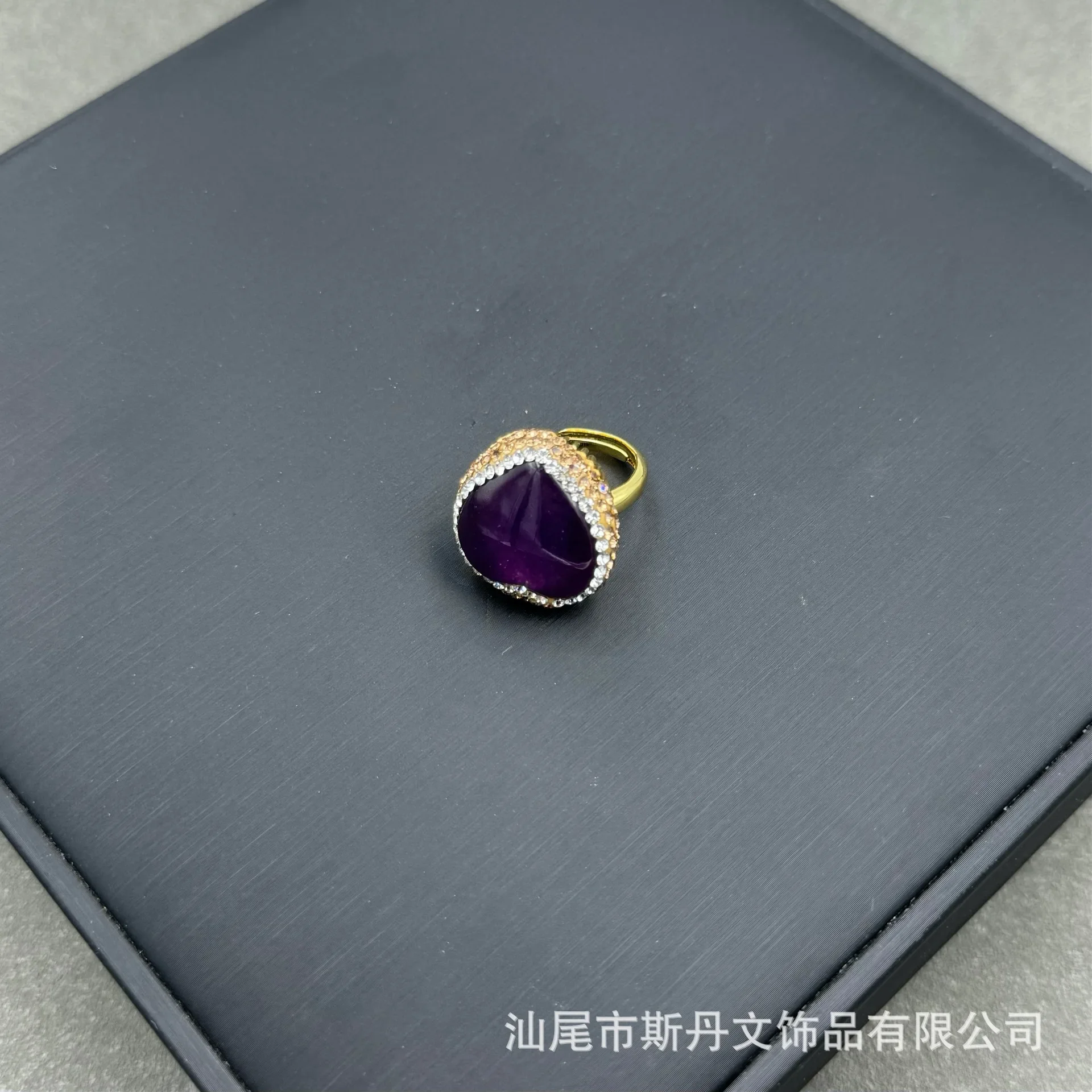 New natural amethyst rough stone heart-shaped ring personalized light luxury niche tiger stone hand-inlaid ring factory wholesal