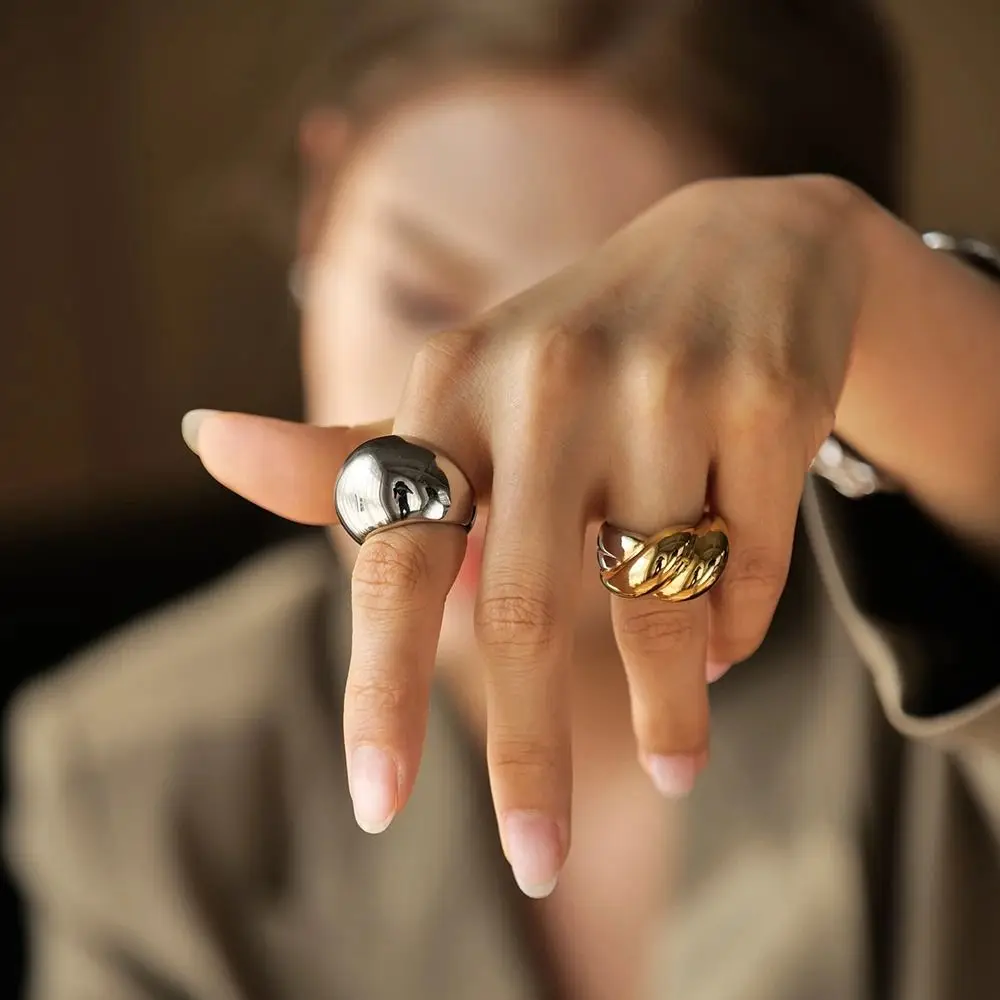 Stainless Steel Exaggerated Ring Gold&Silver Smooth Geometric Ring High-Grade Sense Jewelry Vintage Finger Ring Valentine's Day