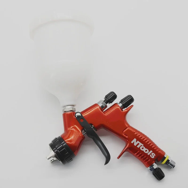 

Spray Gun With Adapter Mix Tank 1.3/1.8mm Nozzle Air Spray Gun With Quick-Connect Wash-Free Tank Paint Mixing Cup Paint Sprayer