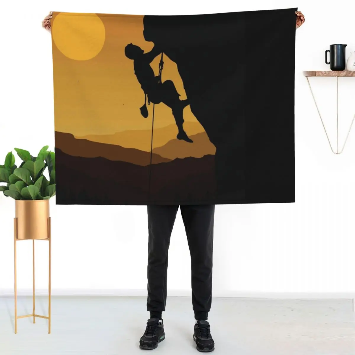 

Retro Rock Climbing Bouldering 80s Mountain Rock Climber Throw Blanket Lightweight Warm Blanket for Travel Camping