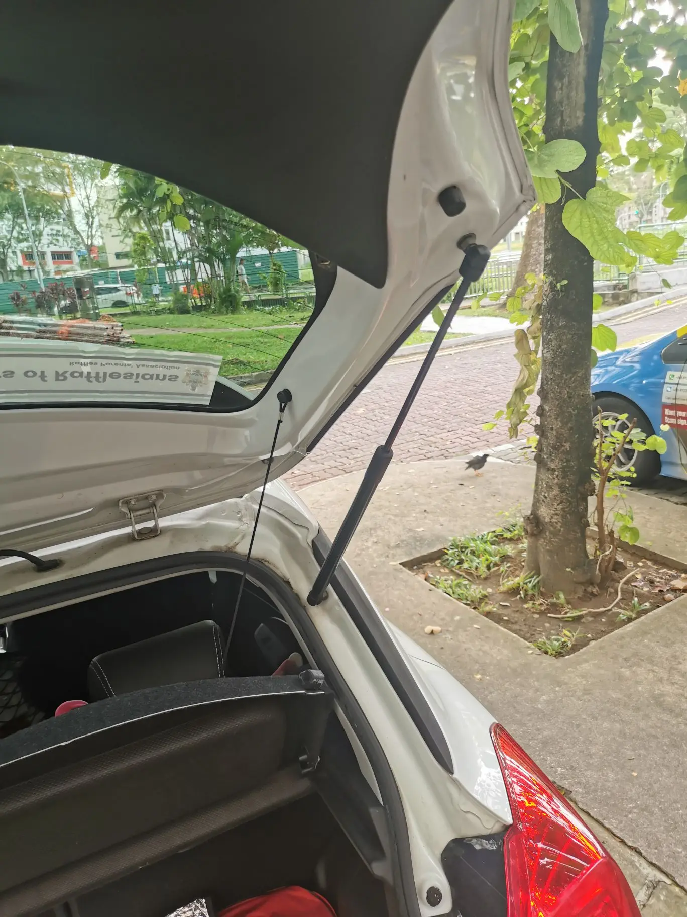 Dämpfer für Suzuki Swift A2L ZC33S/ZC13S/ZC43S/ZC53S/ZC83S 2017-2024, Heckklappen-Gasdruckfeder, Heckklappenstütze, Heckklappenlift