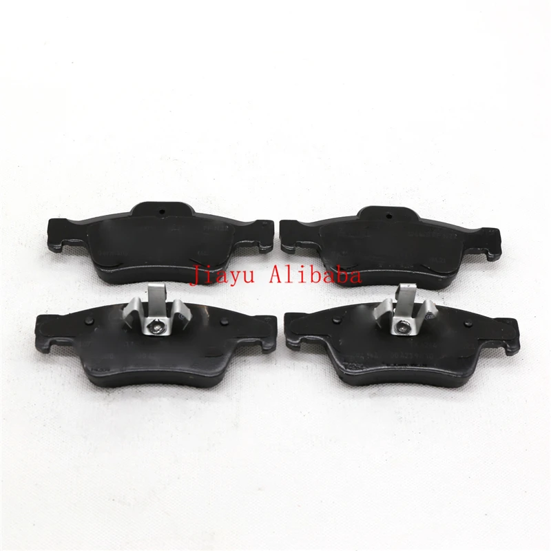 Rear brake pads For Mercedes Benz X164 W463 W164 V251 GL350 GL450 GL550 G55 G63 G65 ML300 ML350 ML500 A0084205320 0084205320