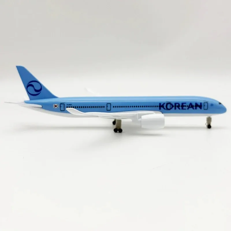 20cm Miniature Airplane A350 Korean Airways Metal Diecast Plane Model With Landing Gear Base Collectible Aircraft