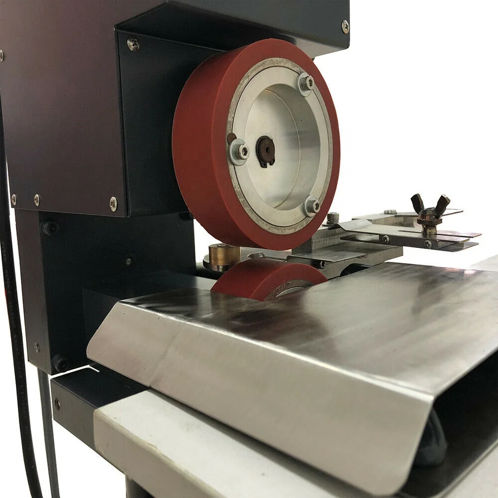 ماكينة لحام بالهواء الساخن مثبتة على الطاولة