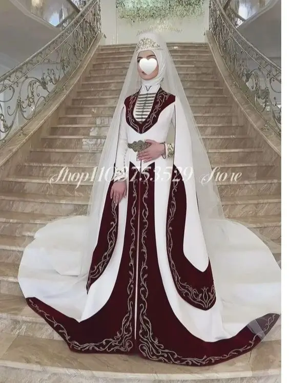 Elegant Muslim Wedding Dresses High Neck Red White Long Sleeve And Floor Lace Appliques Ethnic Wedding Dresses Customisation