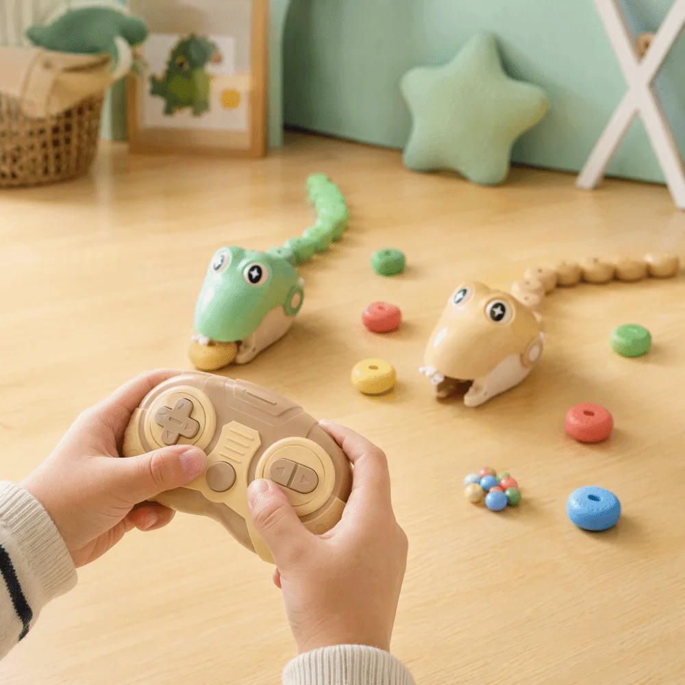 Racing Model Magnetic RC Snake Car Rechargeable Bead Eating Greedy Snake Car Desktop Interactive Magnetic RC Car Gift