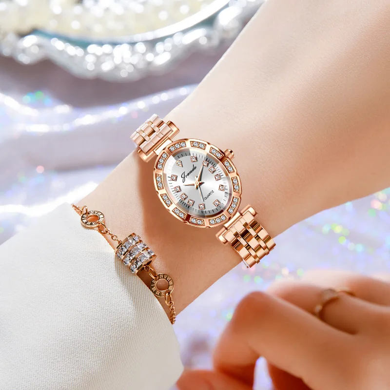 New Luxury Women'S Bracelet With A Sophisticated Design, Exquisite Hand Jewelry; Trendy Women'S Watch; Quartz Fashion Watch.