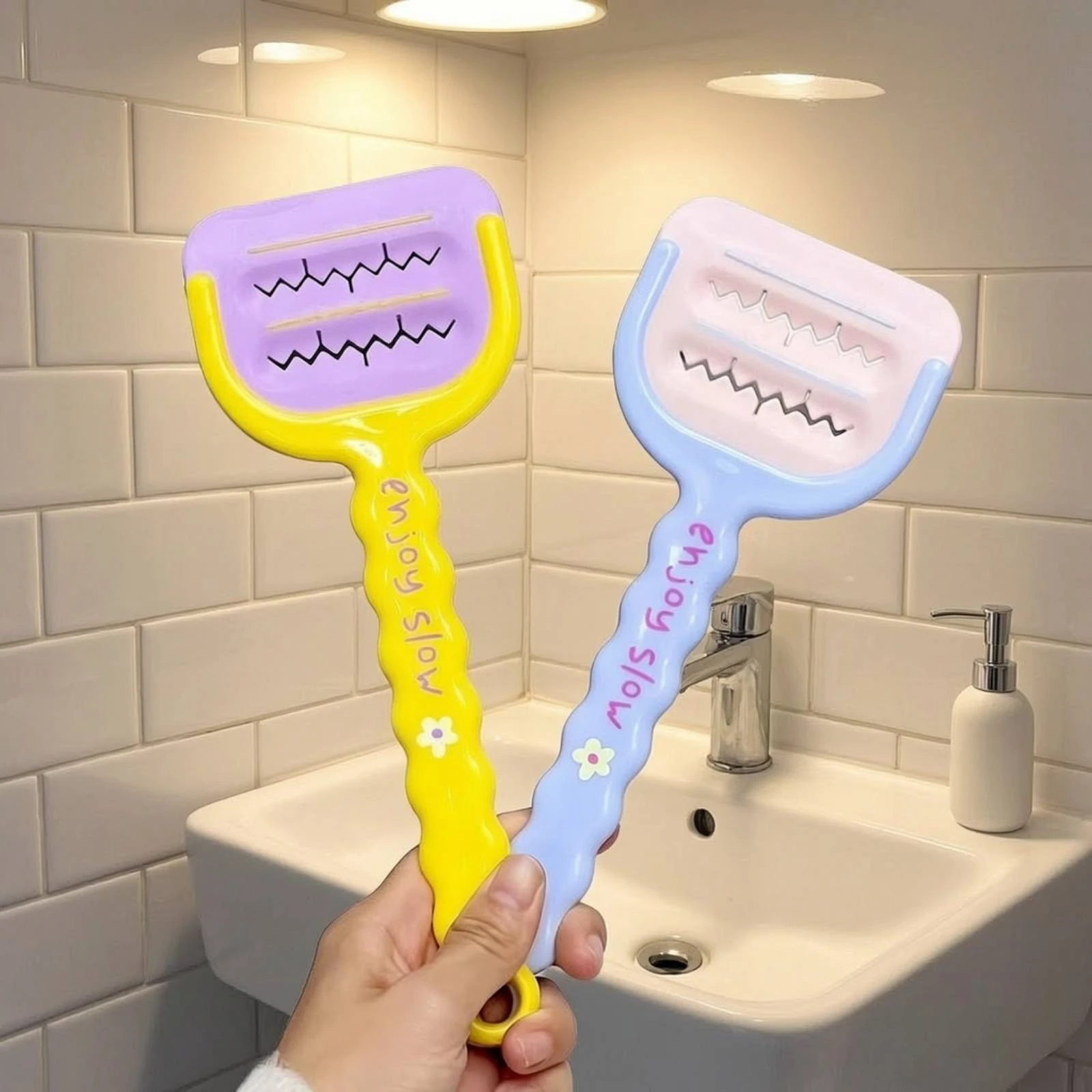 Scraper with Long Handle Flexible Bathroom Scraper Cleaning Tool with Long Handle Precision Scrubbing Brush Versatile for Toilet