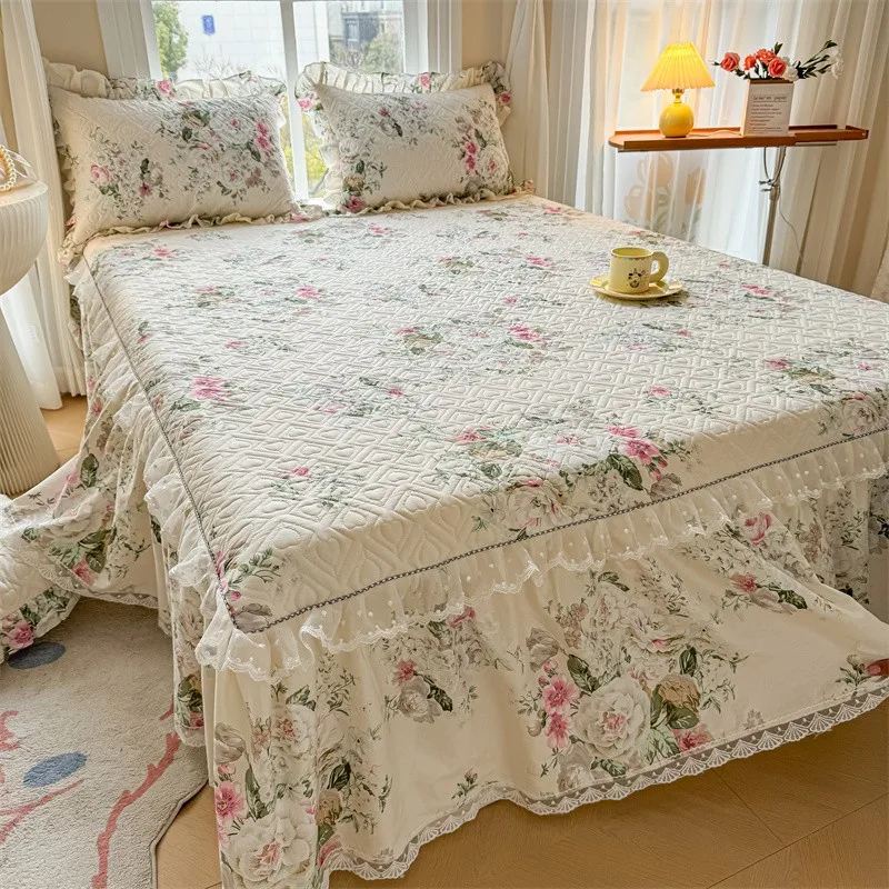 100%Cotton King Queen Bed Skirt Ruffle Cotton Quilted 18Inch Bed Skirt Thick Quilted Bed Cover Dustproof Bed Skirts 2Pillowcases