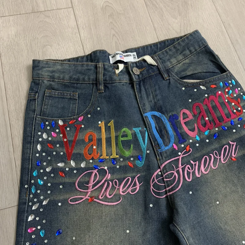 2026 Latest Style VALLEY Shiny Diamond Logo Denim Shorts Vintage Washed Men Women High Quality Fashion Skinny Jeans