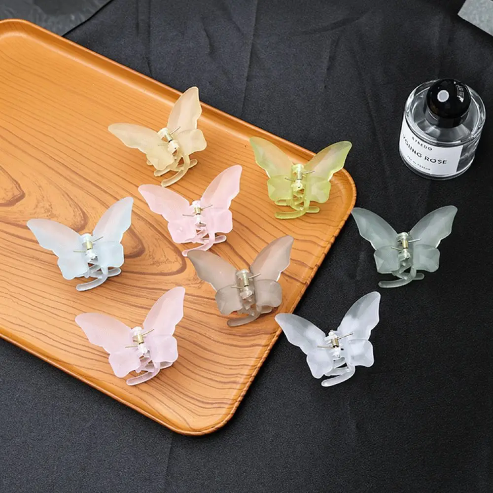 Elegant Butterfly Hair Clamp Matte Frosted Acrylic Hairpin For Women Fashionable Shark Clip For Ponytail Styling Hair Accessary