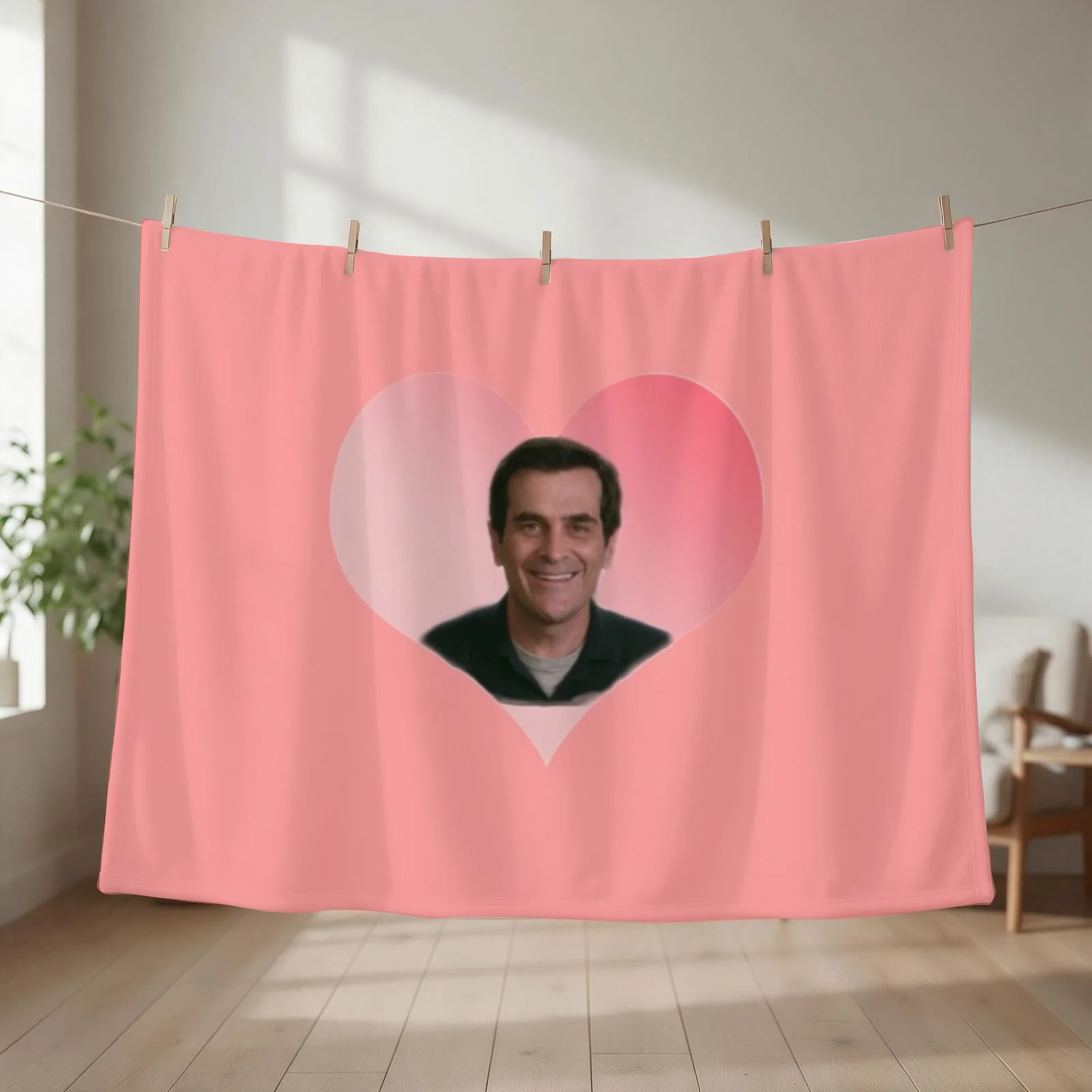 Modern Family Phil Dunphy heart Throw Blanket Weighted Luxury Quilt Thermal Blankets