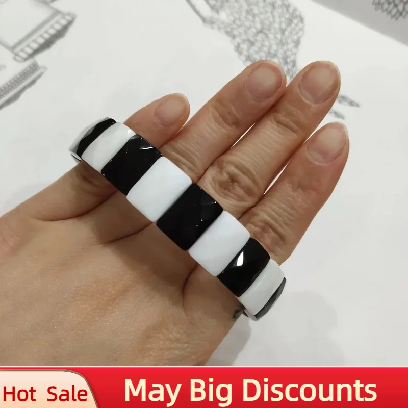 

2024 New Natural Black and White Stone Rectangle Fashion Hand Brand Bracelet Gem Jewelry Bracelet for Women's Gift Wholesale!