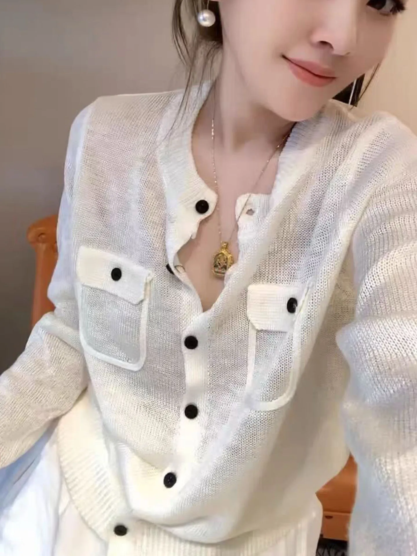 

2025 Summer Commute Versatile Long Sve Knitted irt Single Button Chic Faion Top Women's Loose Fit Korean Sle Soft Ma...