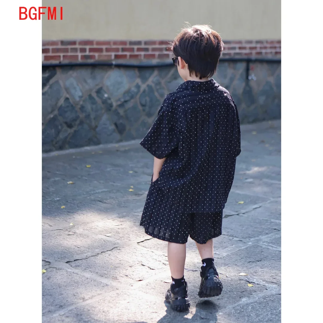 Boys Summer Short Sleeved Single Breasted Shirt+ Shorts Set 2026 New Flash Diamond Boys Baby Korean Edition Blazer Two Piece Set