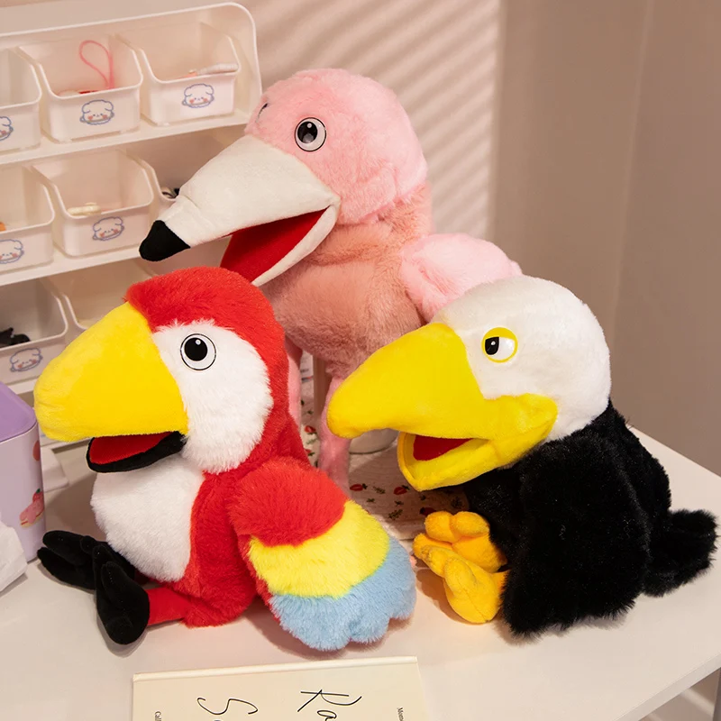 Nuevo 6 estilos Toucan marioneta de mano juguetes de peluche rendimiento de jardín de infantes Control de mano loro Toucan águila calva pavo real búho flamenco
