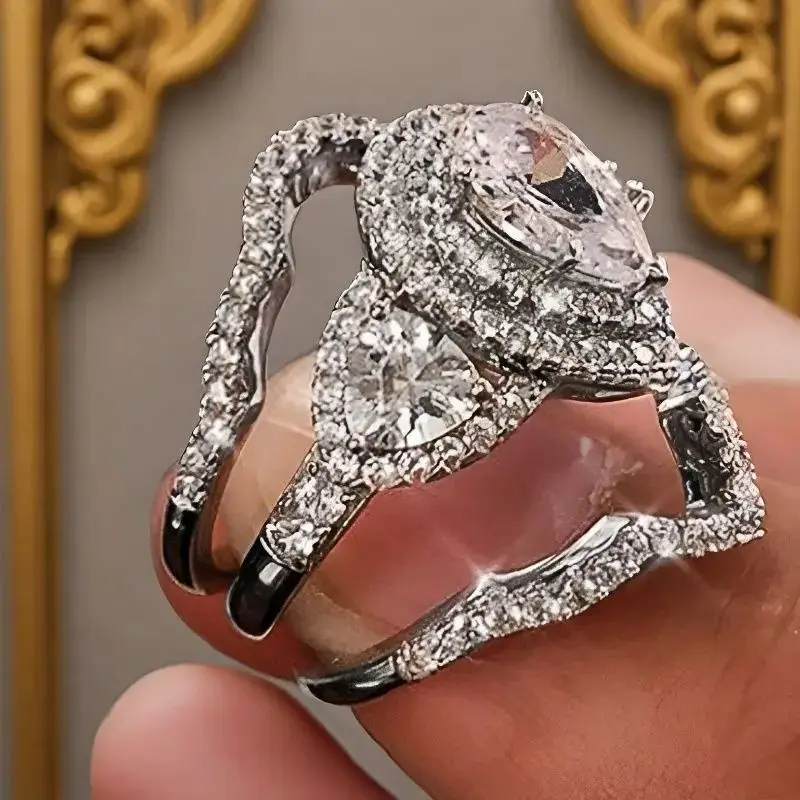 2026 Super Flash Simulated Diamond Ring 3-Piece Set for Women Luxury Fashion Wedding Jewelry Light Luxury