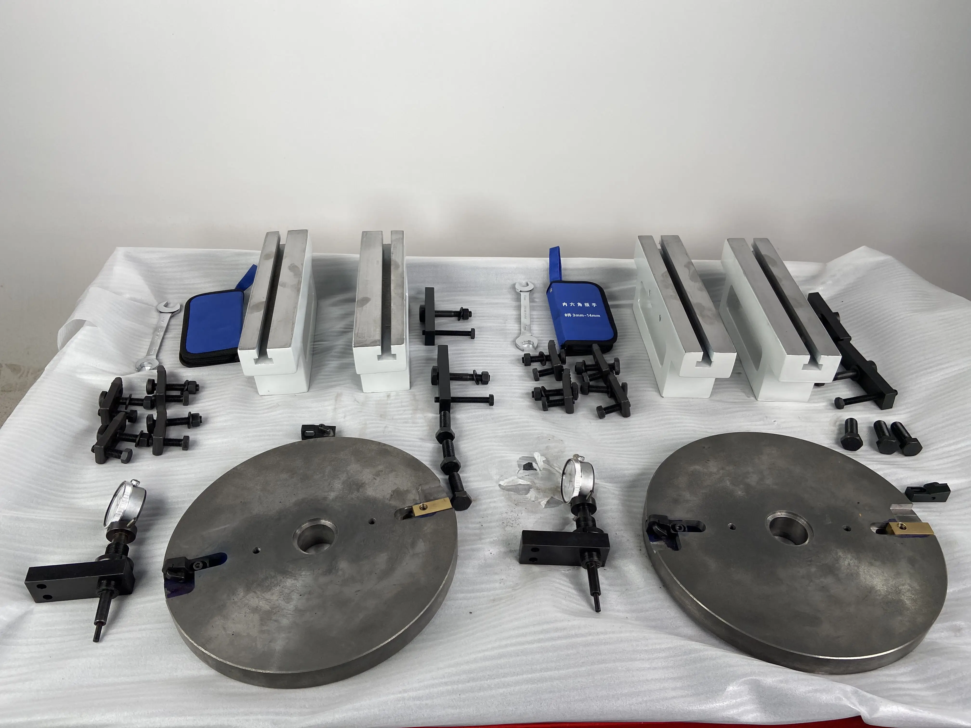 Block/Head Fixture Optional Accessory Standard Accessory Cylinder Block Grinding & Milling Machine TSM850& TSM1200