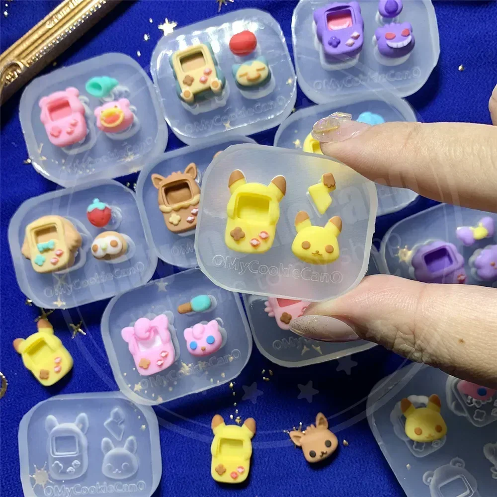2025 Mini Game Machine Transparent Silicone for Anime Peripheral Transparent Resin Drip Film Mold Super Cute Mini Shaker Mold