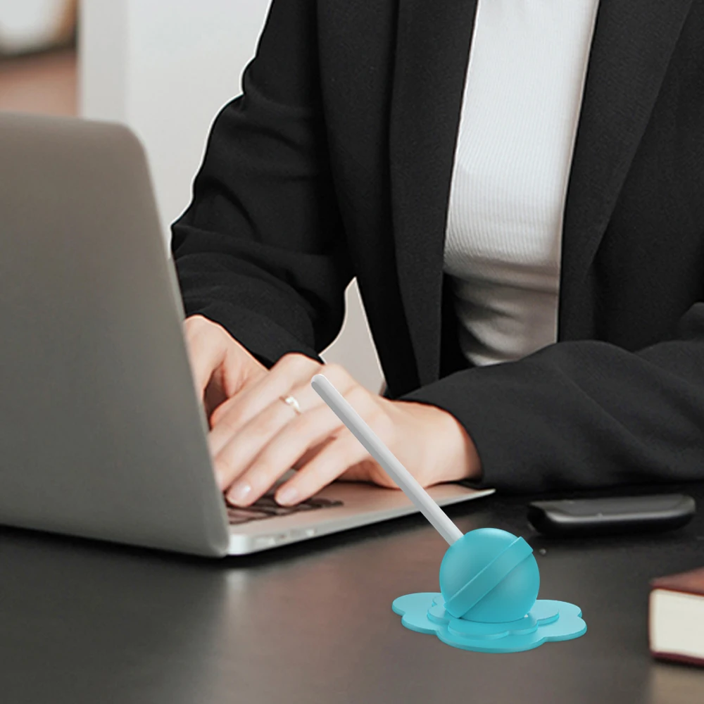 The melted lollipop funny style plastic desktop pen holder decoration is suitable for Halloween, Christmas and home decoration