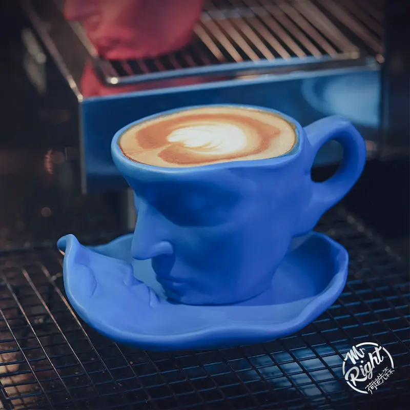 Creative Human Face Shape Ceramic Mug Kiss Coffee Mug Funny Face Design Cup with Tray Spoon Sets Water Cup Festival Party Gifts