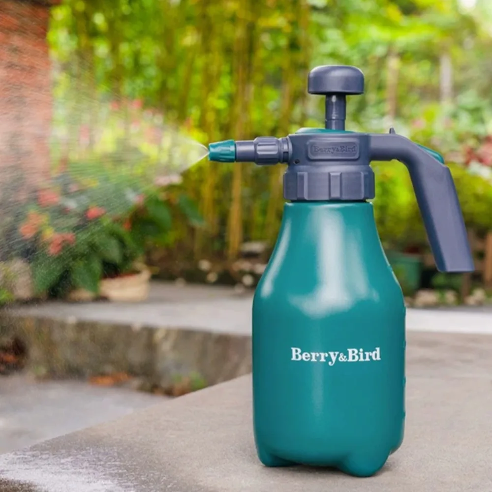 1.5L Pressure Sprayer Anti-slip Handle Thickened HDPE Garden Watering Can for Plants Pesticide Spraying and Household Cleaning