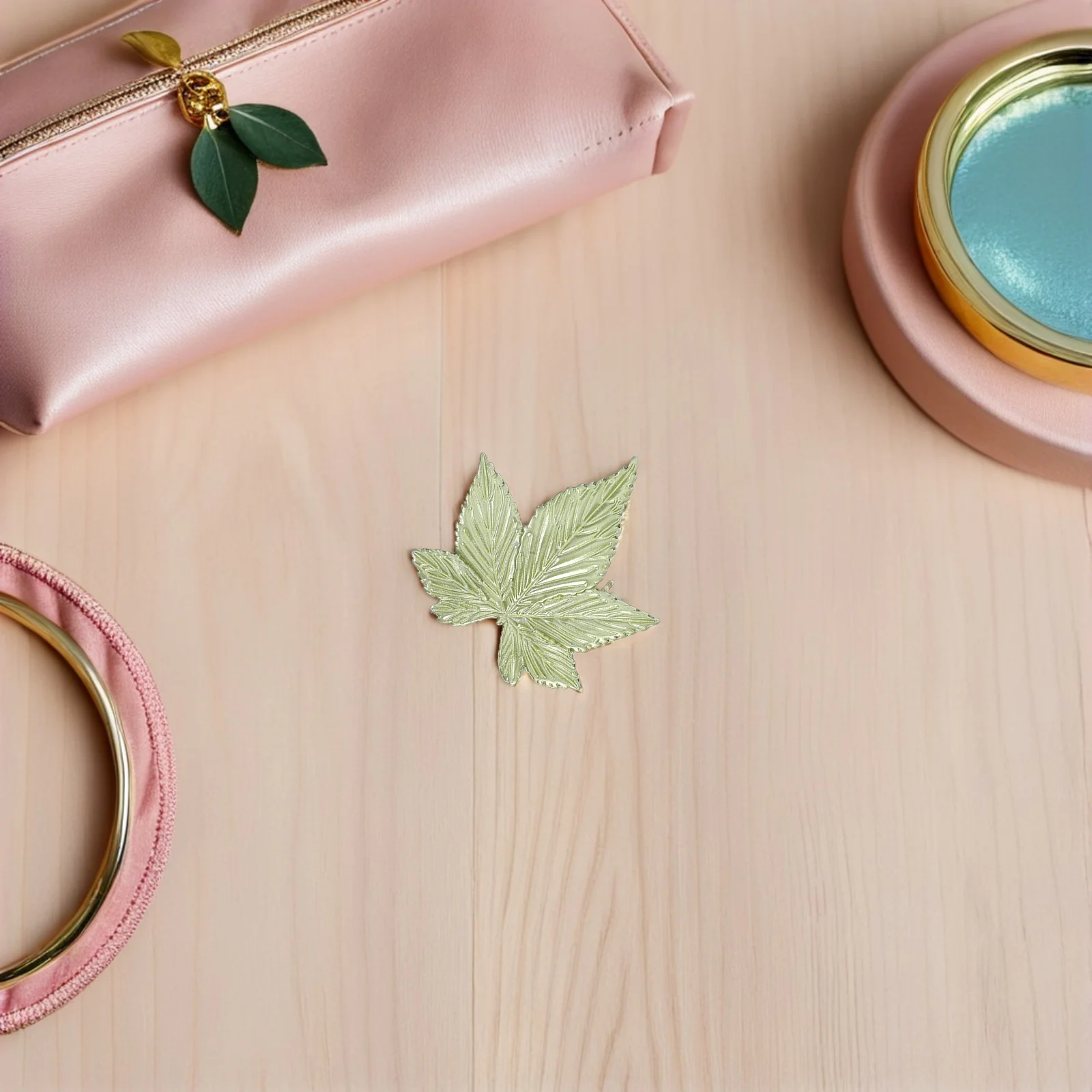 

6 Pcs Retro Maple Leaf Brooch Brooches and Pins for Men Badge Button Light Green Birthday Backpack Miss