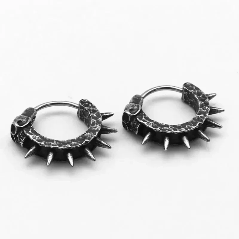 Orecchini con punteruolo con teschio nero gotico Dichiarazione Uomo Donna Gioielli Hip Hop Rock Accessori per feste da motociclista Orecchino